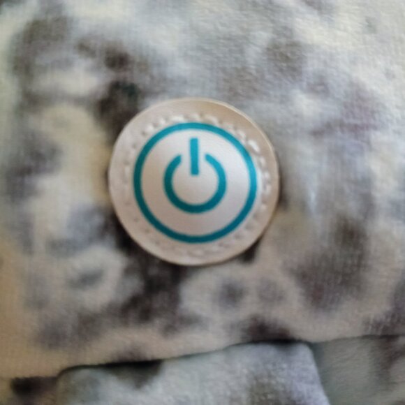 EUC: Spotted Seal Gray & White Super Squishy Vibrating Spotted Plush Pillow - Picture 7 of 7